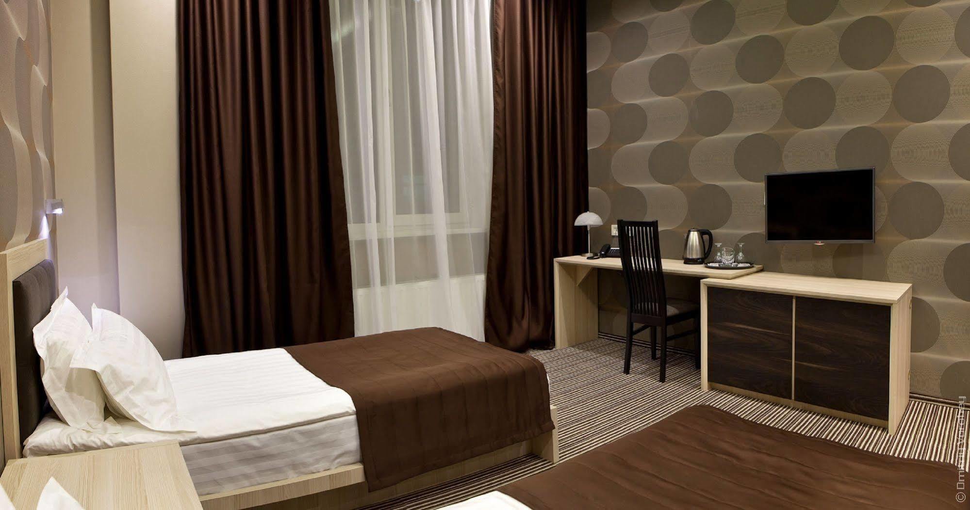 חארקיב Kiroff Hotel מראה חיצוני תמונה