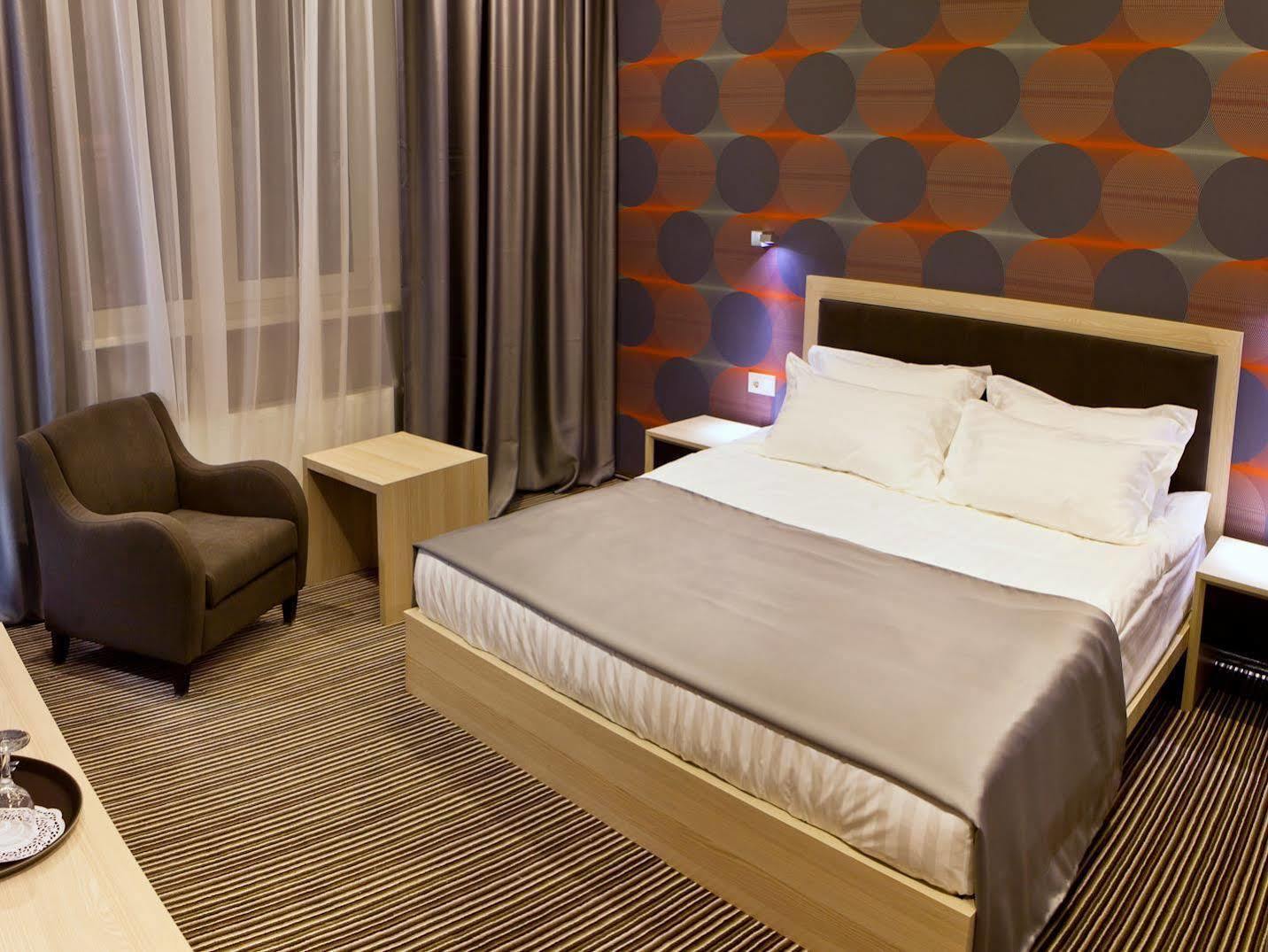 חארקיב Kiroff Hotel מראה חיצוני תמונה