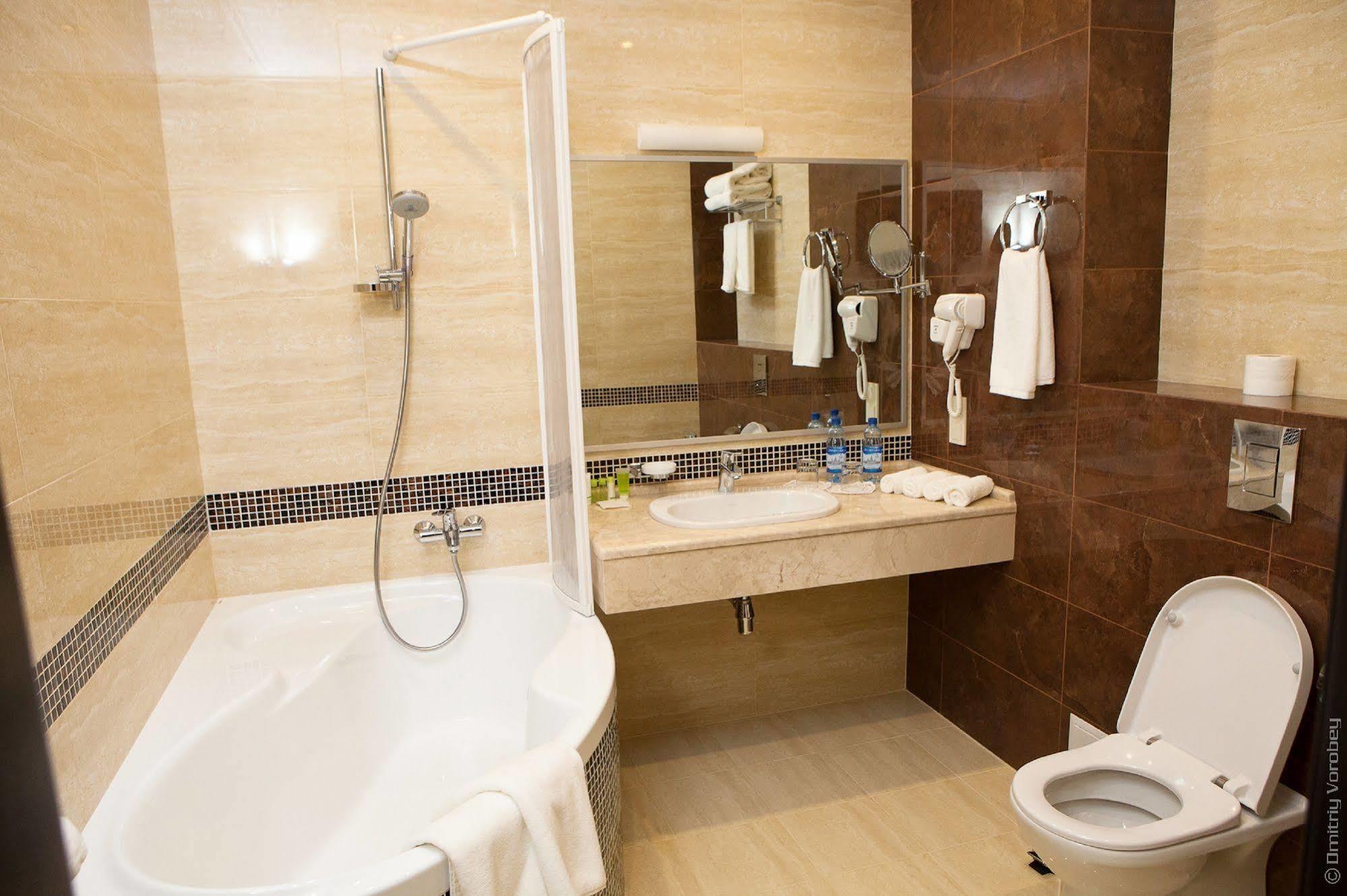חארקיב Kiroff Hotel מראה חיצוני תמונה
