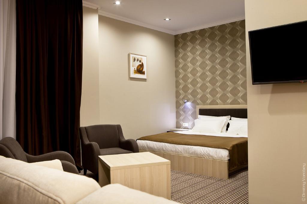 חארקיב Kiroff Hotel מראה חיצוני תמונה